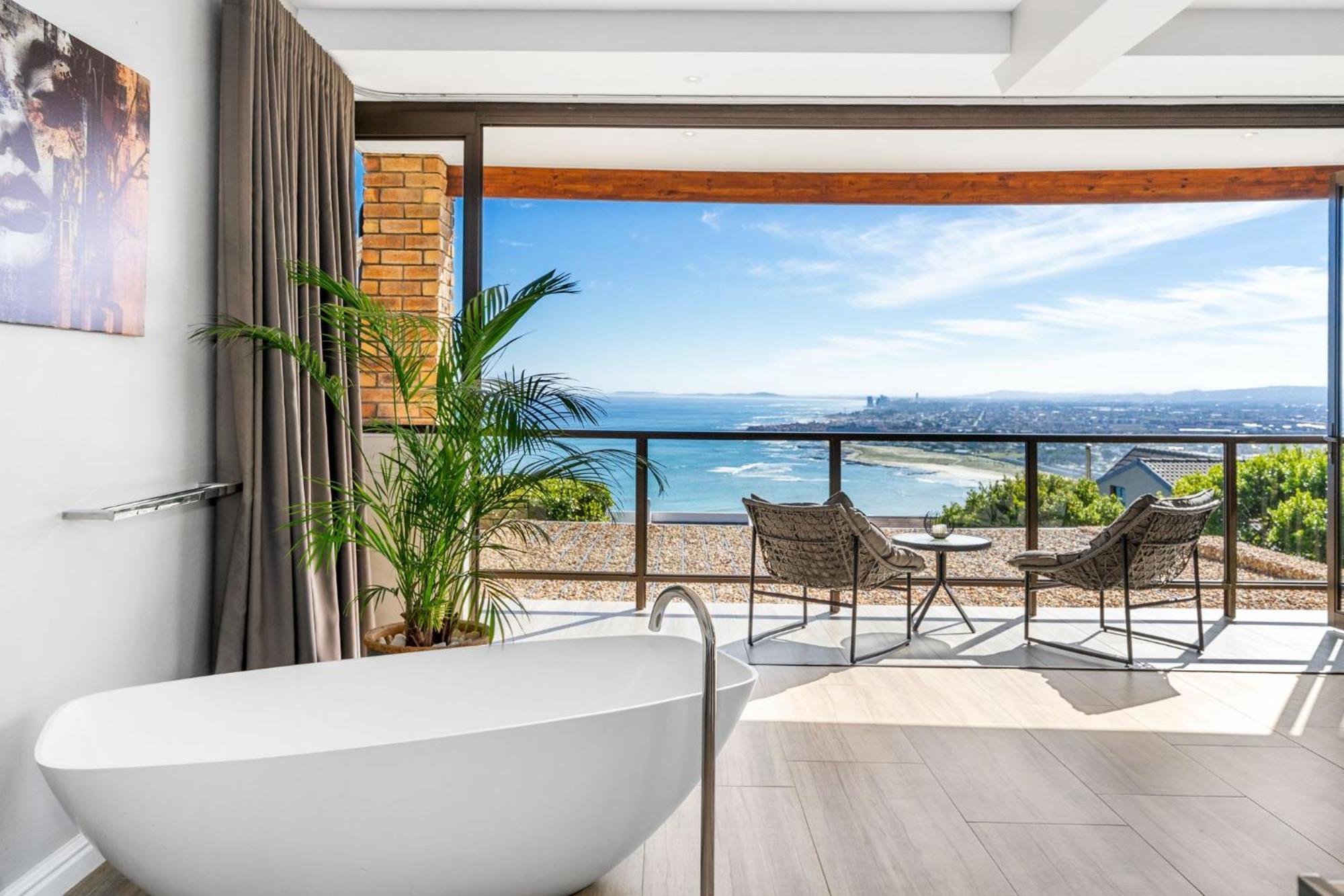 Zaria Sun Family Apartment Cape Town