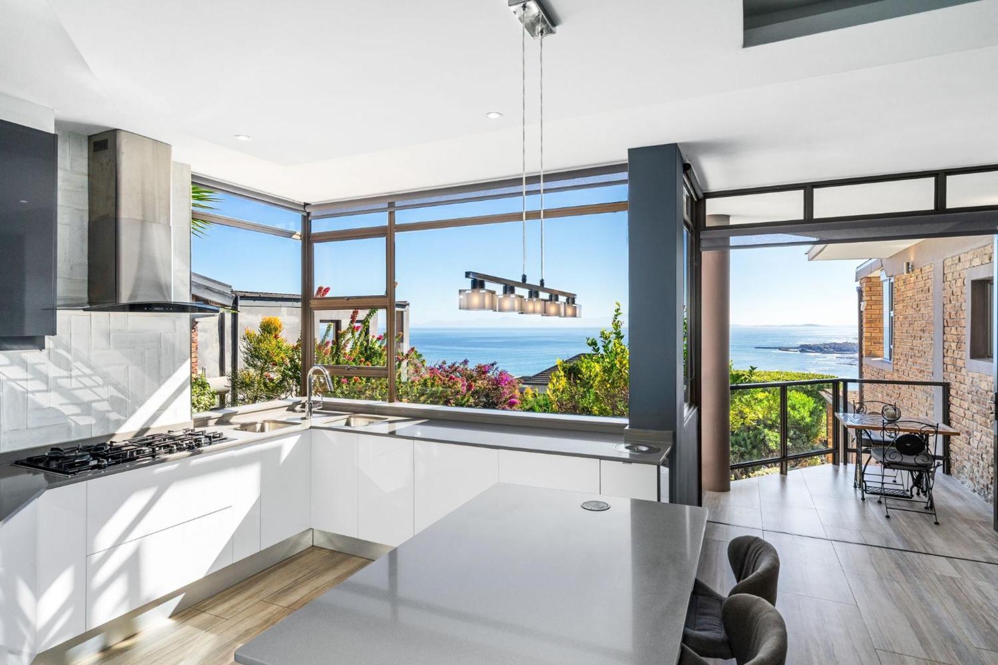 Zaria Sun Family Cape Town