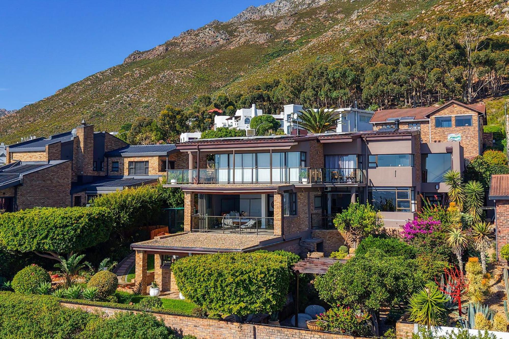 Zaria Sun Family Cape Town